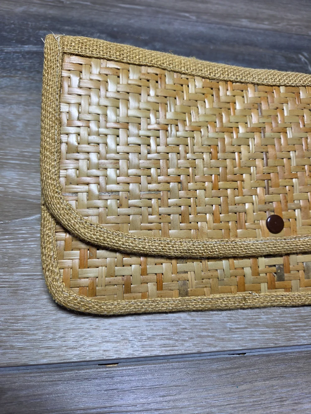 no brand woven envelope